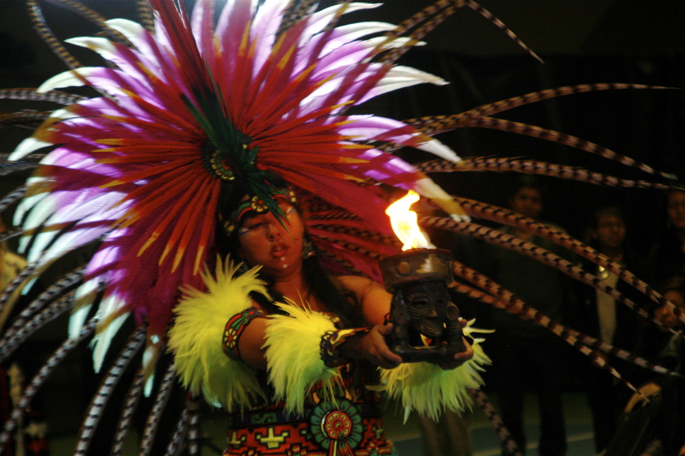 11-07-15 Aztec dancers024