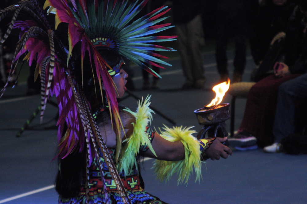 11-07-15 Aztec dancers025