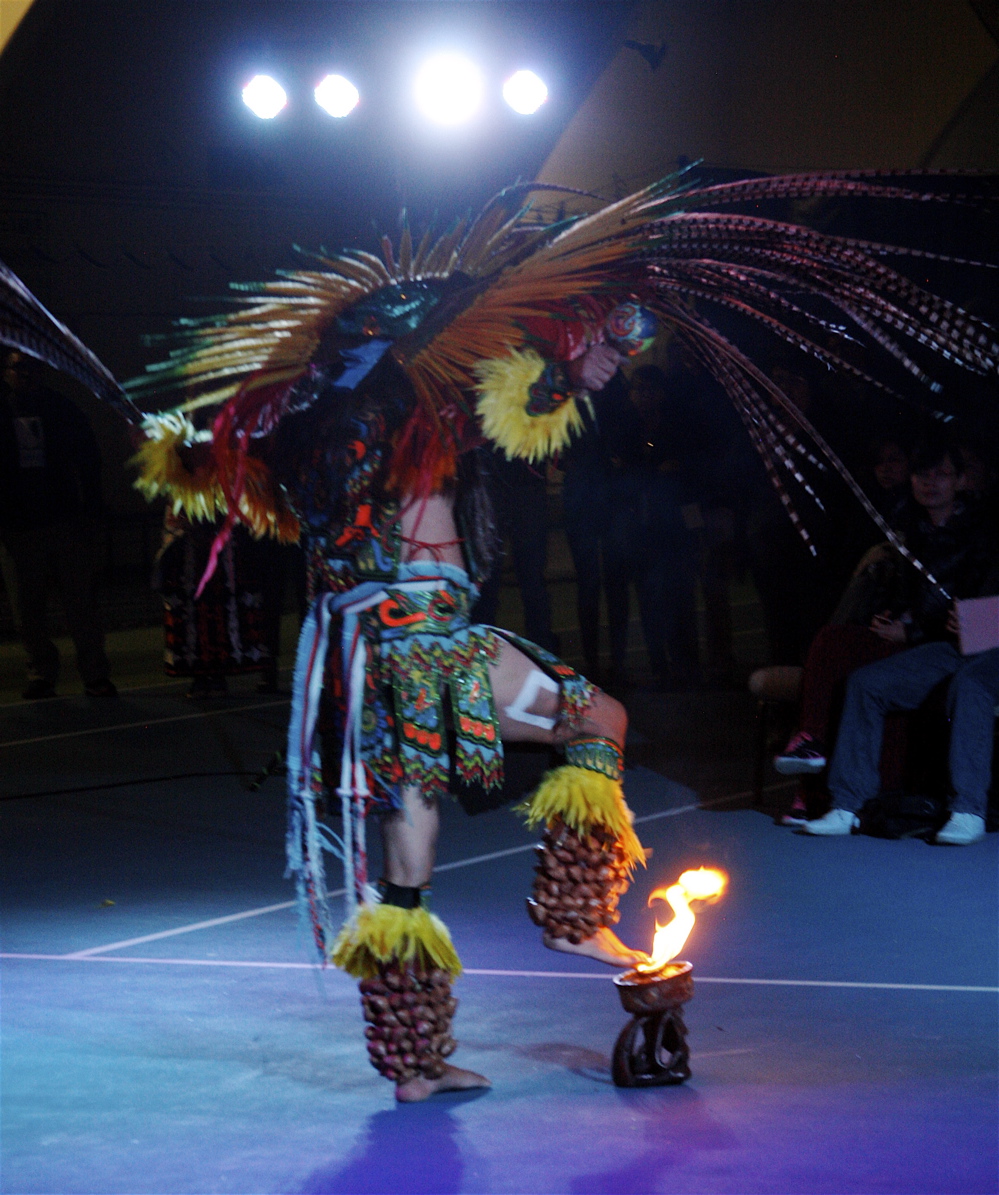 11-07-15 Aztec dancers032