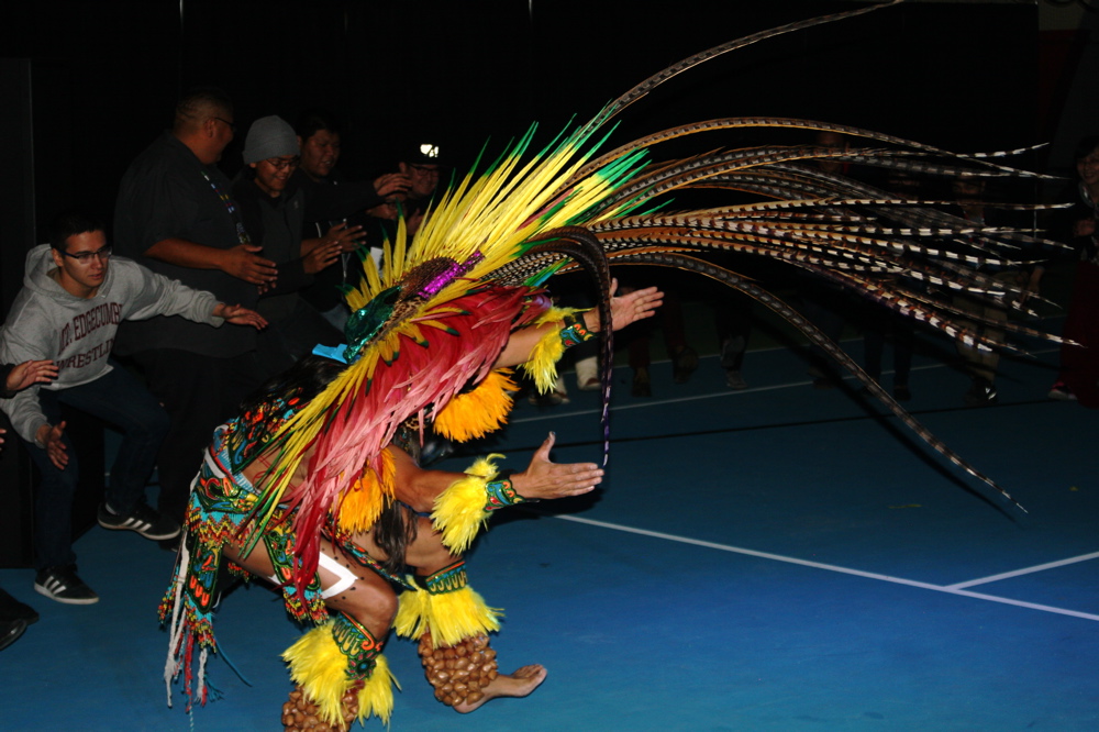11-07-15 Aztec dancers039