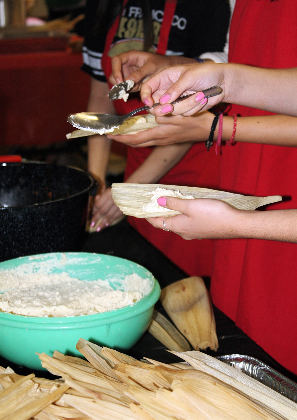 11-05-16-nau-tamale-making-workshop-012