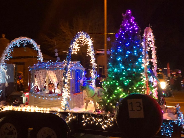 12-14-12 Flagstaff Light Parade-022